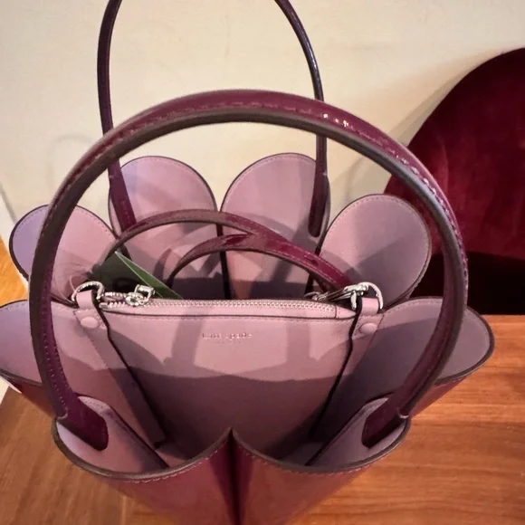 Kate spade the patent spade flower crossbody bucket Handbag purple NWT - Picture 7 of 8